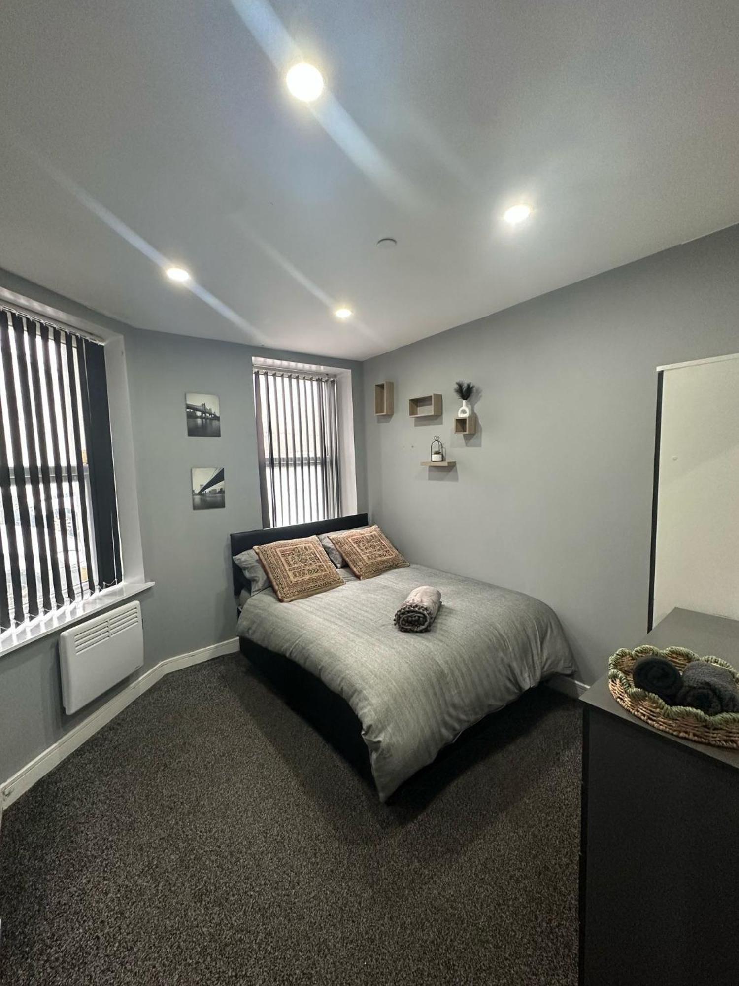 Apartment 2 Bedroom Flat In Wales