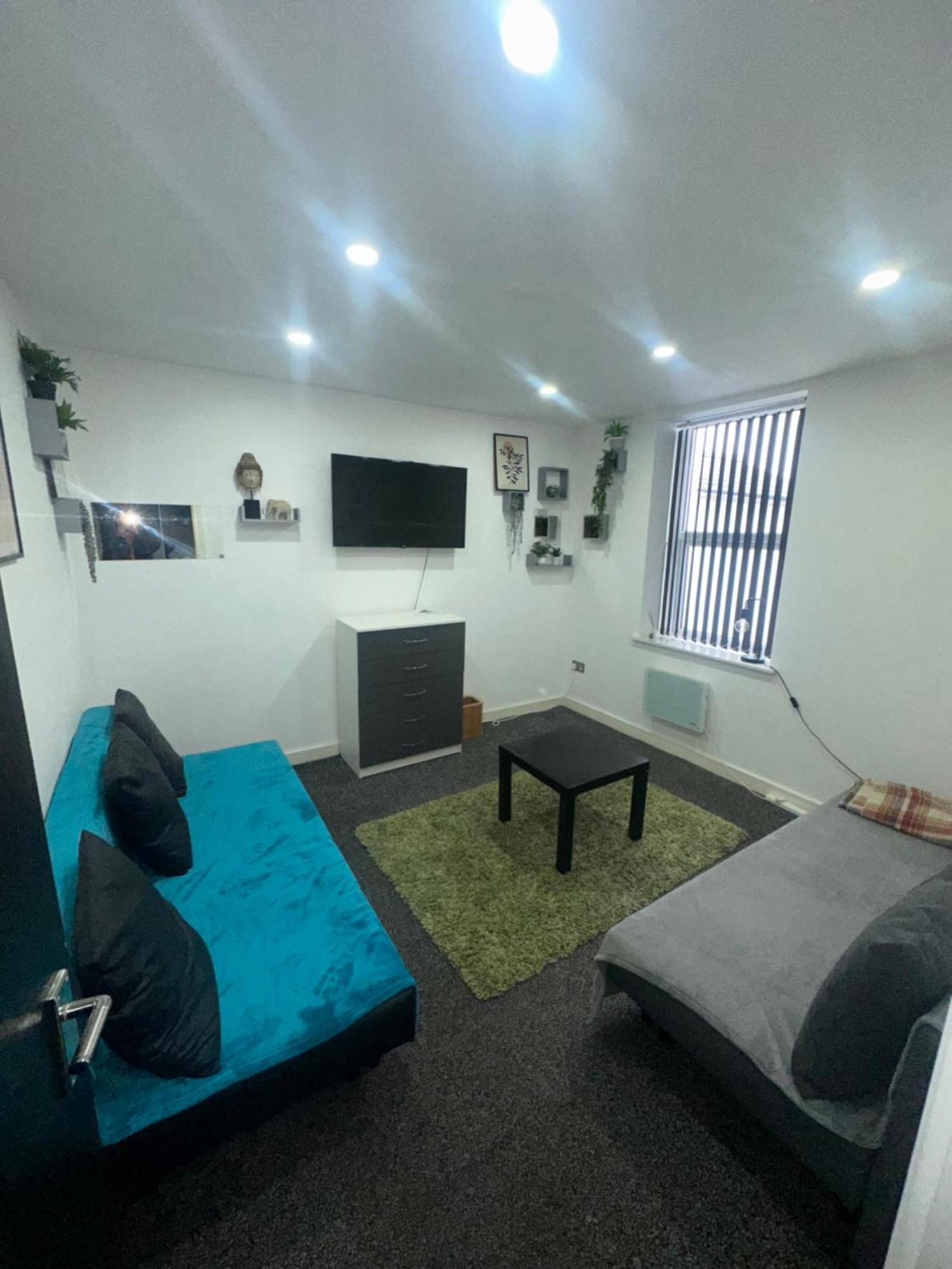 Apartment 2 Bedroom Flat In Wales